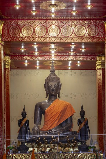 Buddha statue, Bhumispara-mudra, Buddha Gautama at the moment of enlightenment, Wat Ong Teu,