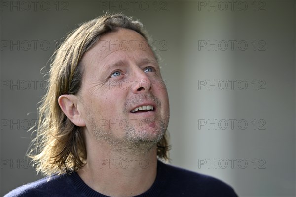 Coach Bo Henriksen 1. FSV Mainz 05, Portrait, View upwards, Voith-Arena, Heidenheim,