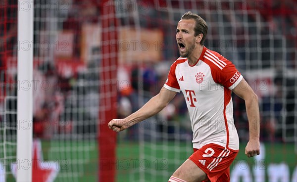 Goal celebration Harry Kane FC Bayern Munich FCB (09) Gesture, Gesture, Champions League, CL,