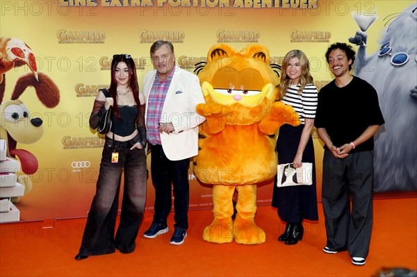 Anni The Duiker, Hape Kerkeling, Anke Engelke and Aurel Mertz at the German premiere of the film