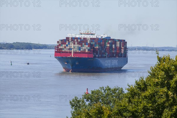 Cosco container ship on the Elbe, Blankenese district, Hamburg, Germany, Europe