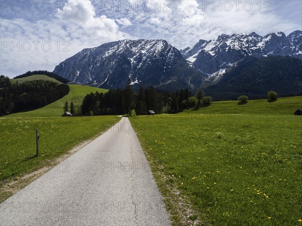 Salzkammergut cycle path, behind the Grimming, near Bad Mitterndorf, Styria, Austria, Europe