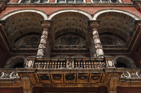 Gallery of the Victoria & Albert Museum (detail) seen from the inner courtyard, 1-5 Exhibition Rd,