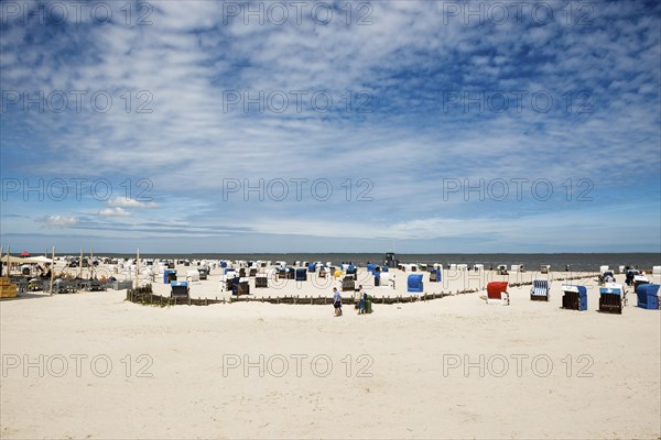 Beach chairs on the sandy beach, Harlesiel, Carolinensiel, East Frisia, Lower Saxony, Germany,