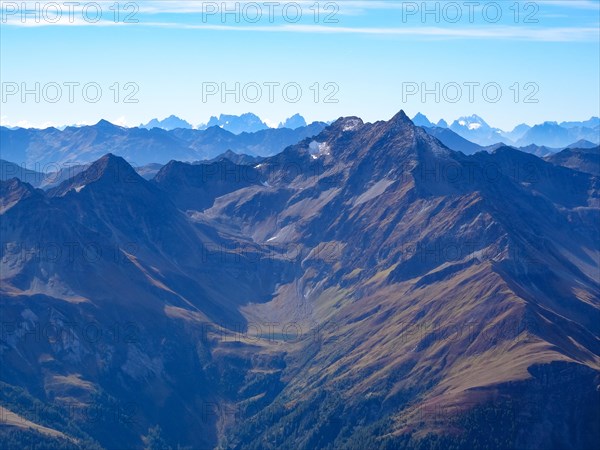 View from the Kreuzspitze to the Lasoerling, with the Dolomites on the horizon, East Tyrol,