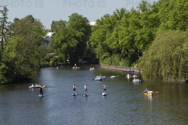 Symbolic picture weather, leisure activity, summery spring, view from the Krugkoppelbruecke with