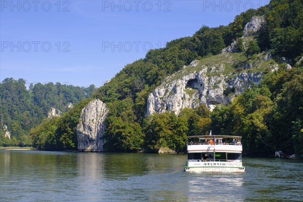 Excursion boat, Danube boat, in the Danube gorge, Weltenburger Enge, gorge, Upper Jura, Weltenburg,