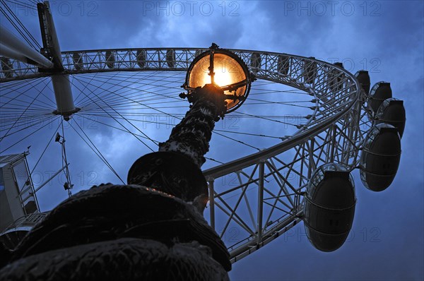Ferris wheel, the London Eye in the evening, London, England, Great Britain