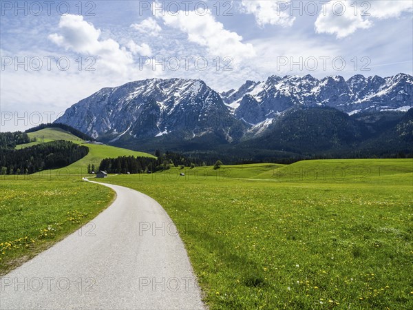Salzkammergut cycle path, behind the Grimming, near Bad Mitterndorf, Styria, Austria, Europe