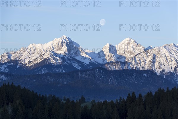 Allgaeu Alps, view from Hegratsrieder See, snow, dawn, moon, Allgaeu, Bavaria, Germany, Europe
