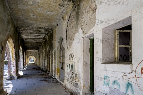 Ruined arcade building, Eleousa, Lost Place, Rhodes, Greece, Europe