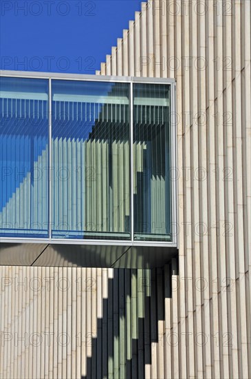 Kunsthalle Weishaupt, Ulm's New Centre at Hans-und-Sophie-Scholl-Platz, Ulm, Baden-Wuerttemberg,