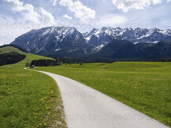 Salzkammergut cycle path, behind the Grimming, near Bad Mitterndorf, Styria, Austria, Europe