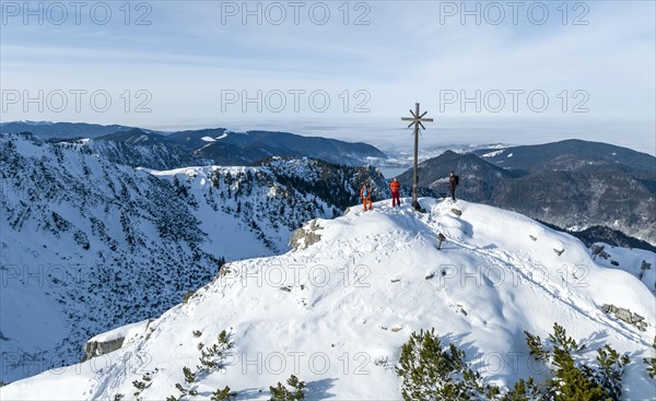 Ski tourer on the summit of the Aiplspitz, Mangfall mountains, Bavarian Prealps, Bavaria, Tyrol,