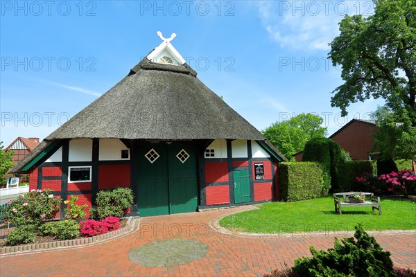 Arts and crafts dele in Huede, arts and crafts, Duemmer See, Lower Saxony, Germany, Europe