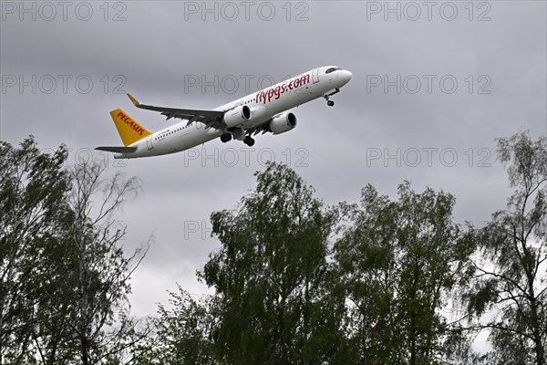 Pegasus aircraft, Airbus A321neo, TC-RBN