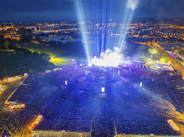 A total of around 200, 000 people attended the 4 concerts by the German band Rammstein in the