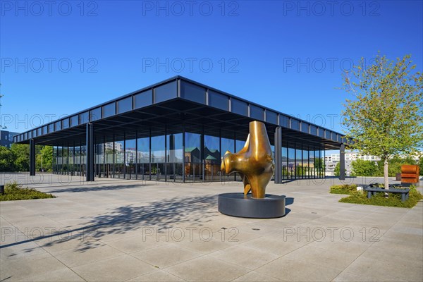New National Gallery, architect Mies van der Rohe, bronze sculpture The Archer, Henry Moore and