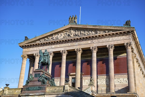 Old National Gallery, bronze equestrian statue of Frederick William IV, Museum Island, Mitte,