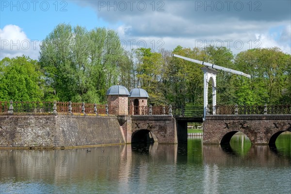 Castle bridge, drawbridge, Anholt Castle, moated castle, Isselburg, Muensterland, North
