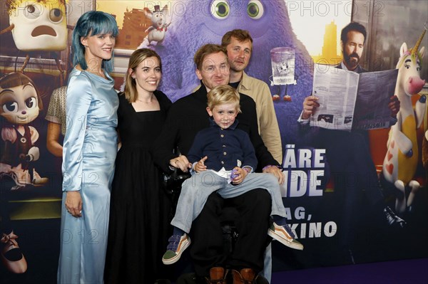 Samuel Koch with woman Sarah Elena Timpe, brother Jonathan Koch with woman Anna Fahrnlaender and