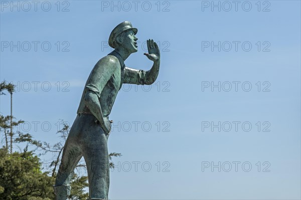 Statue Lauenburger Rufer, harbour, Lauenburg, Schleswig-Holstein, Germany, Europe