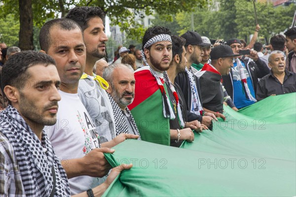 Al Quds Demo. Over 1000 people demonstrate against Israel's military attacks in the Gaza Strip,