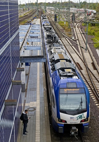 Elevated view of Hanover-Nordstadt railway station with S-Bahn, Hanover, Lower Saxony, Germany,