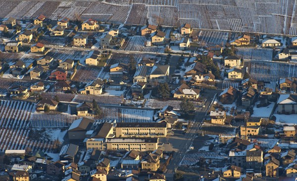 View from above of a settlement structure with loose, open development of detached residential