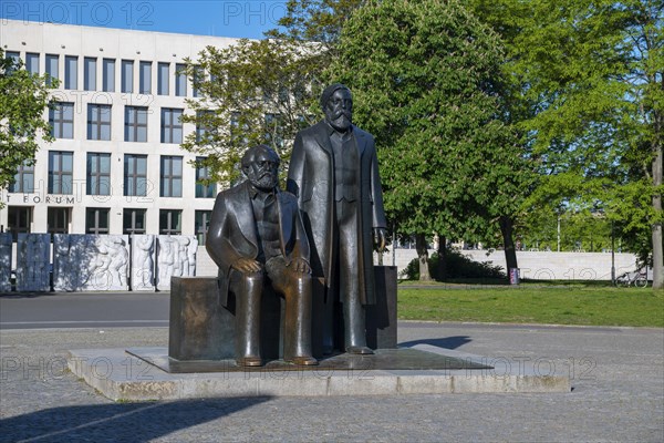 Karl Marx and Friedrich Engels bronze memorial, Marx-Engels-Forum, Berlin Mitte, Berlin, Germany,