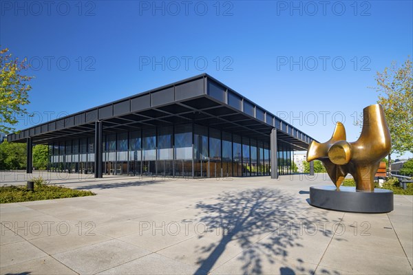 New National Gallery, architect Mies van der Rohe, bronze sculpture The Archer, Henry Moore and