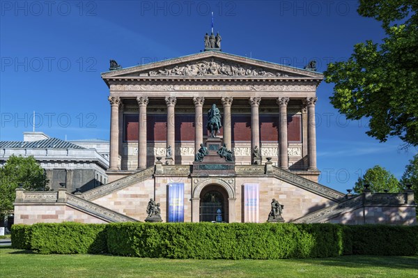Old National Gallery, bronze equestrian statue of Frederick William IV, Museum Island, Mitte,