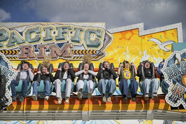 Ride Pacific Rim, spring festival, fairground, Tegel, Reinickendorf, Berlin, Germany +++ NO MODEL