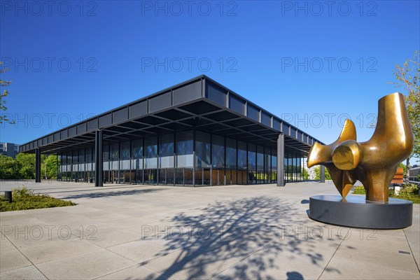 New National Gallery, architect Mies van der Rohe, bronze sculpture The Archer, Henry Moore and