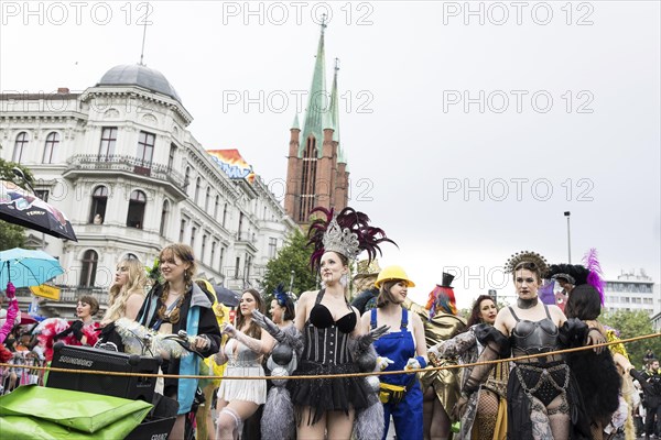 Dancers of the group Berlin Burlesque Salon at the street parade of the 26th Carnival of Cultures