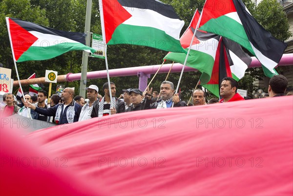Al Quds Demo. Over 1000 people demonstrate against Israel's military attacks in the Gaza Strip,