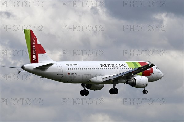 Aircraft TAP Air Portugal, Airbus A320-200, CS-TNL
