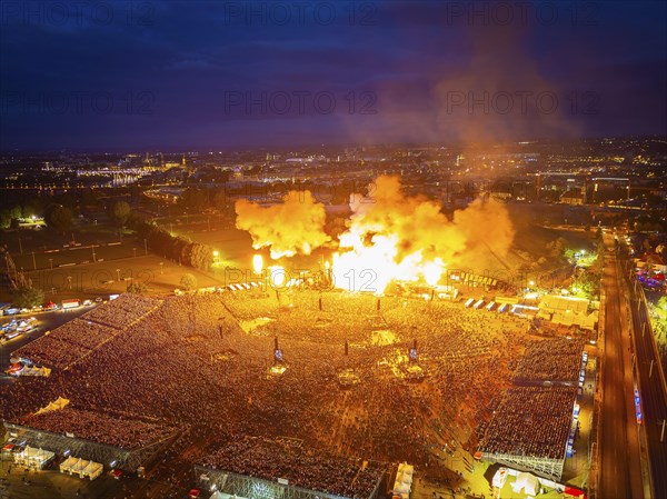 A total of around 200, 000 people attended the 4 concerts by the German band Rammstein in the