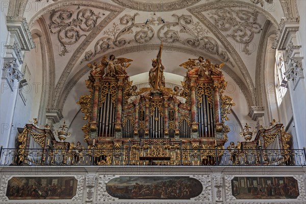 Church organ of the parish church Mariae Himmelfahrt, Landsberg am Lech, Upper Bavaria, Bavaria,
