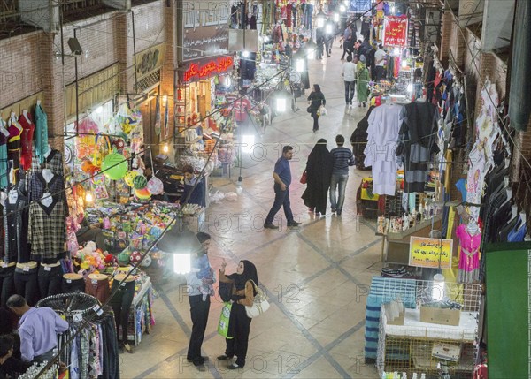 Bazaar with various shops in Shiraz, on 05/04/2015, Shiraz, Iran, Asia