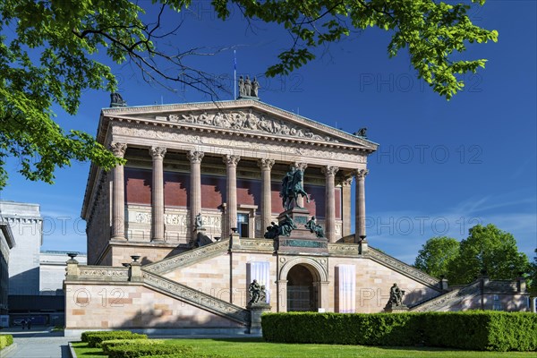 Old National Gallery, bronze equestrian statue of Frederick William IV, Museum Island, Mitte,