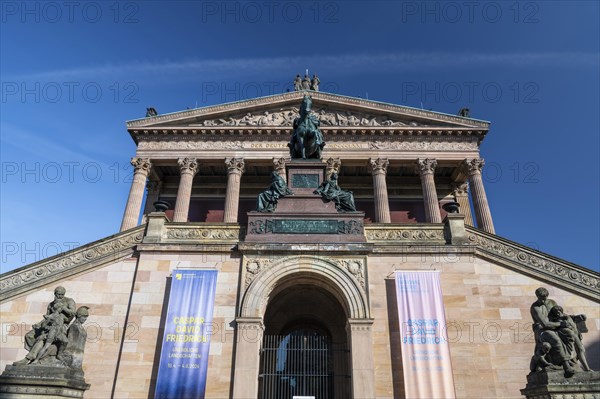 Old National Gallery, bronze equestrian statue of Frederick William IV, Museum Island, Mitte,