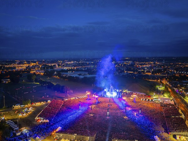 A total of around 200, 000 people attended the 4 concerts by the German band Rammstein in the