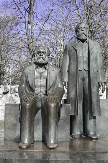 Bronze figures of Karl Marx and Friedrich Engels, Marx-Engels-Forum, Berlin, Germany, Europe,