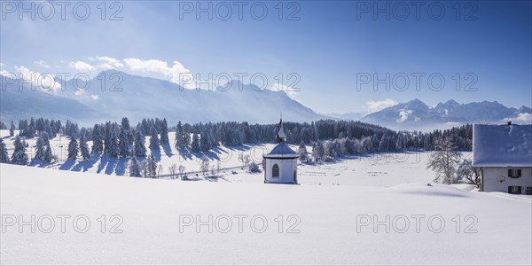 Chapel at Hegratsrieder See, near Fuessen, Ostallgaeu, Allgaeu, Bavaria, Germany, Europe