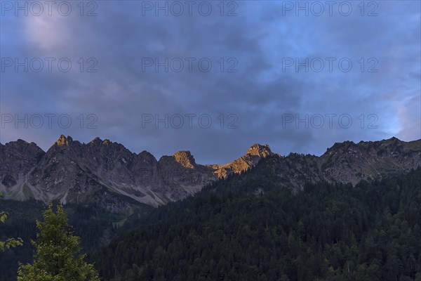 Early morning sun on the Allgaeu mountains, Hinterstein, Bad Hindelang, Bavaria, Germany, Europe