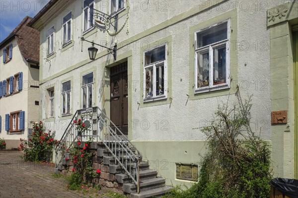 Winegrower's house in the historic Theresienstrasse, Rhodt unter Rietburg, German Wine Route, also