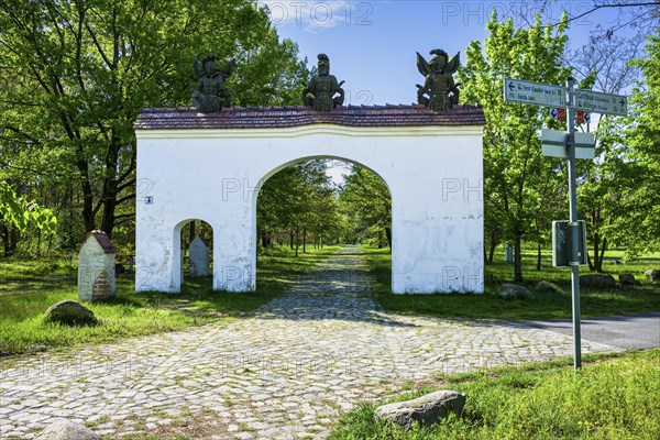 Robber baron's gate at Klinger See, Wiesengrund, Brandenburg, Germany, Europe