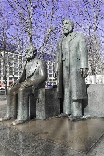 Bronze figures of Karl Marx and Friedrich Engels, Marx-Engels-Forum, Berlin, Germany, Europe,