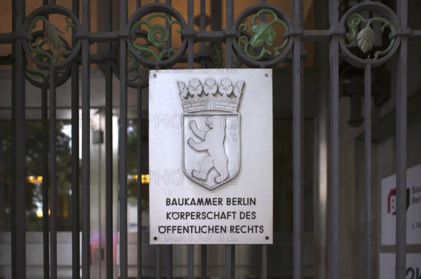 Sign, entrance Baukammer Berlin, corporation under public law, closed, Berlin, Germany, Europe